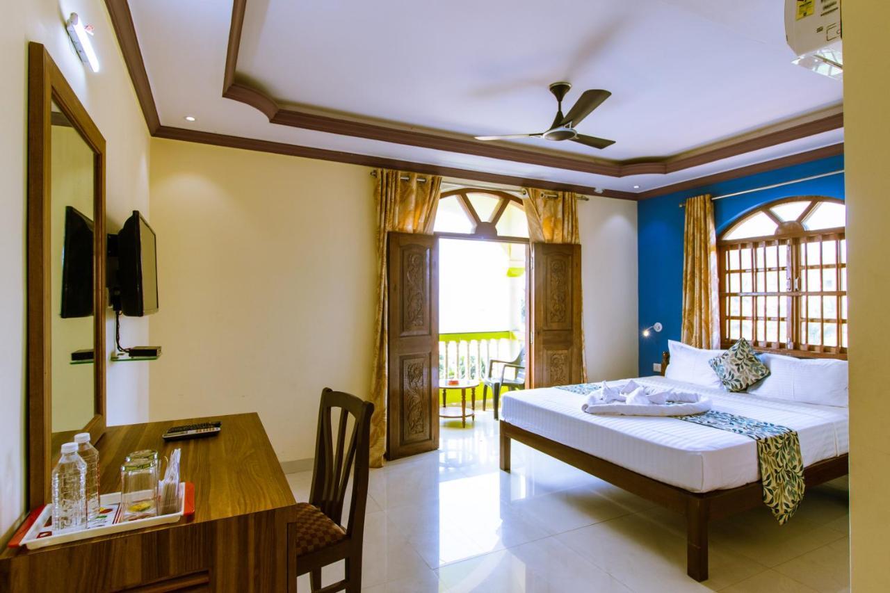 Larios Beach Holidays Resort Baga Eksteriør bilde