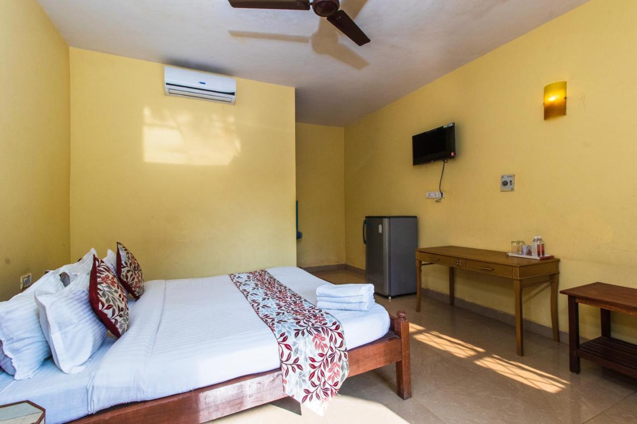 Larios Beach Holidays Resort Baga Eksteriør bilde