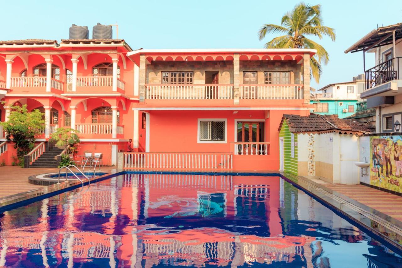 Larios Beach Holidays Resort Baga Eksteriør bilde