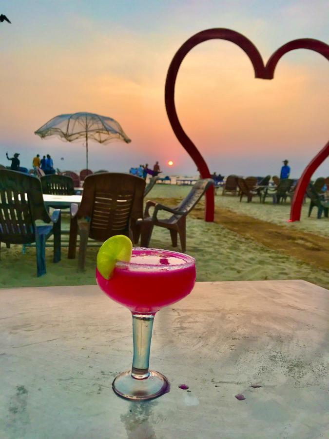 Larios Beach Holidays Resort Baga Eksteriør bilde