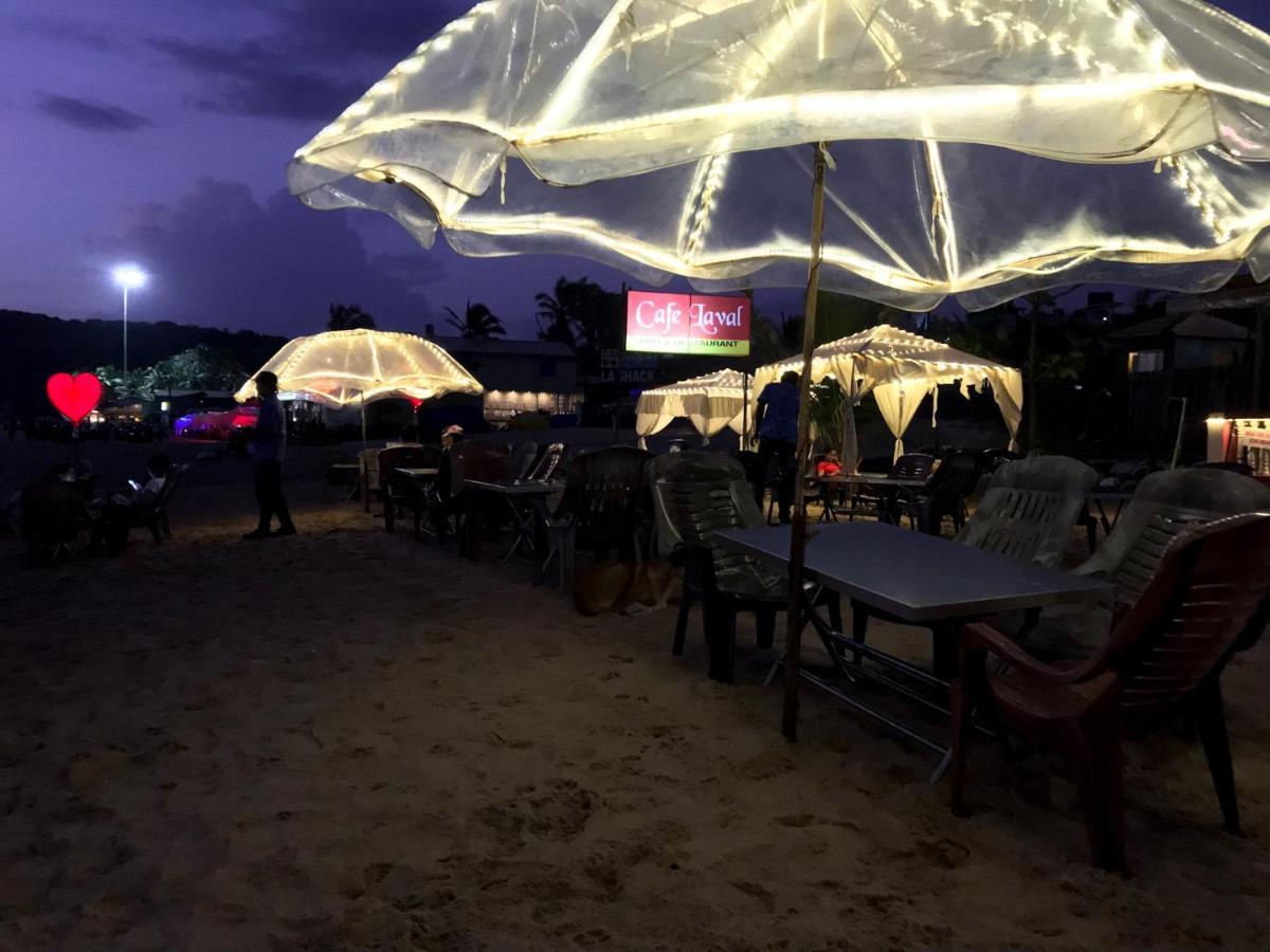 Larios Beach Holidays Resort Baga Eksteriør bilde