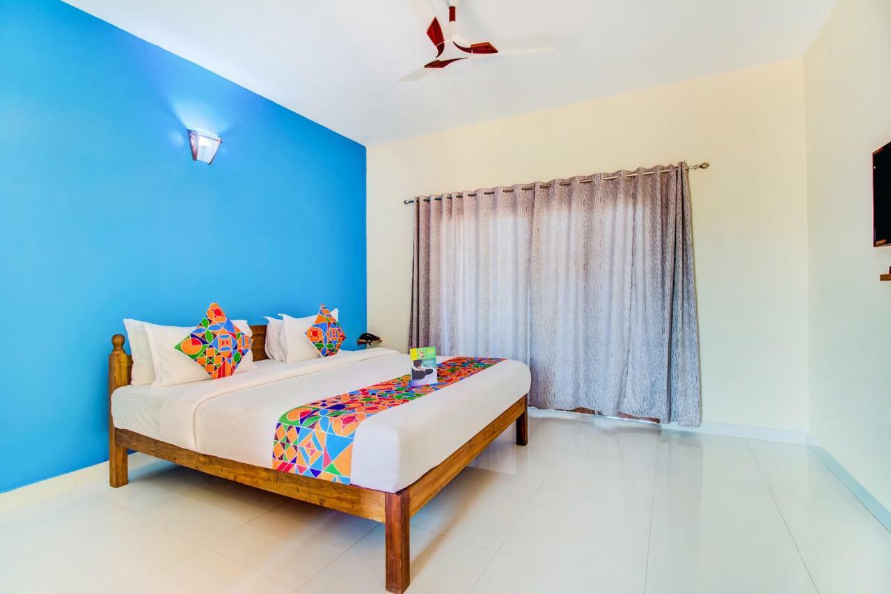 Larios Beach Holidays Resort Baga Eksteriør bilde